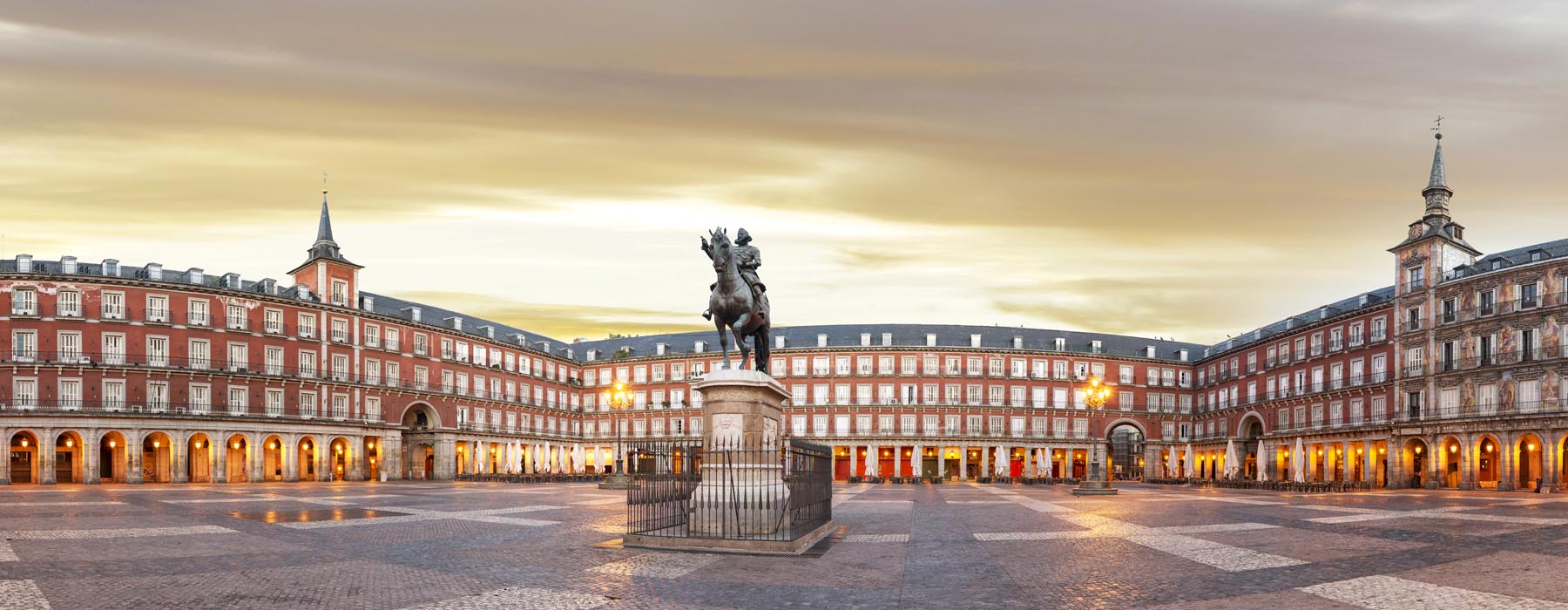 Hotel Gran Versalles header
